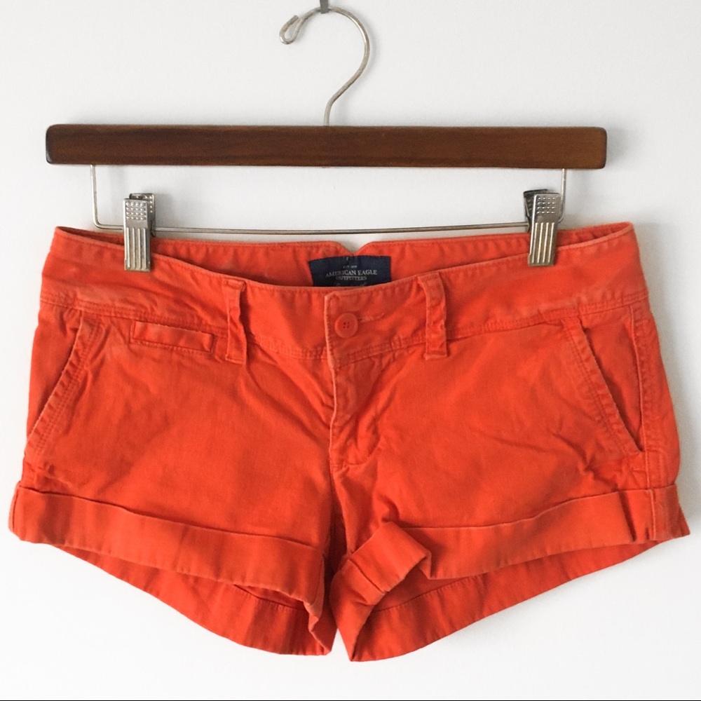 American Eagle Favorite Short